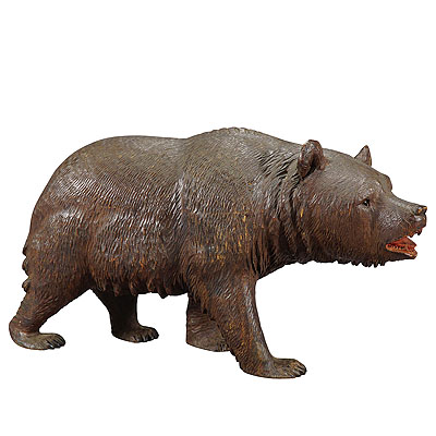 Whimsy Wooden Black Forest Bear Carved in Brienz ca. 1920.